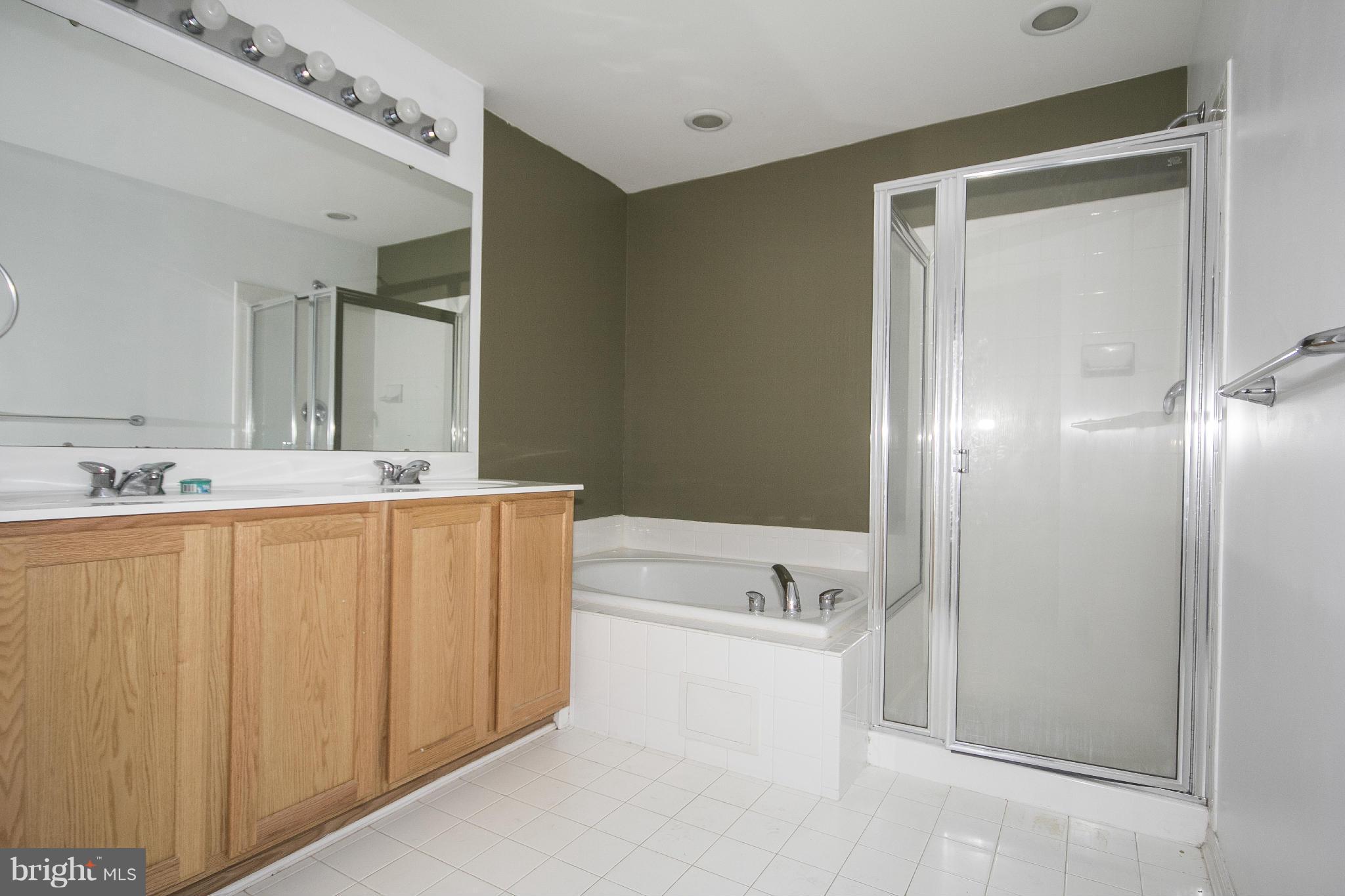 5118 Key View Way Perry Hall, MD 21128 - Photo 24 of 30 Bath (Master)