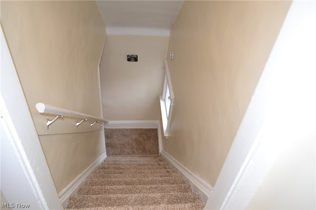 923 Nela View Road Cleveland Heights, OH 44112 - Photo 16 of 32