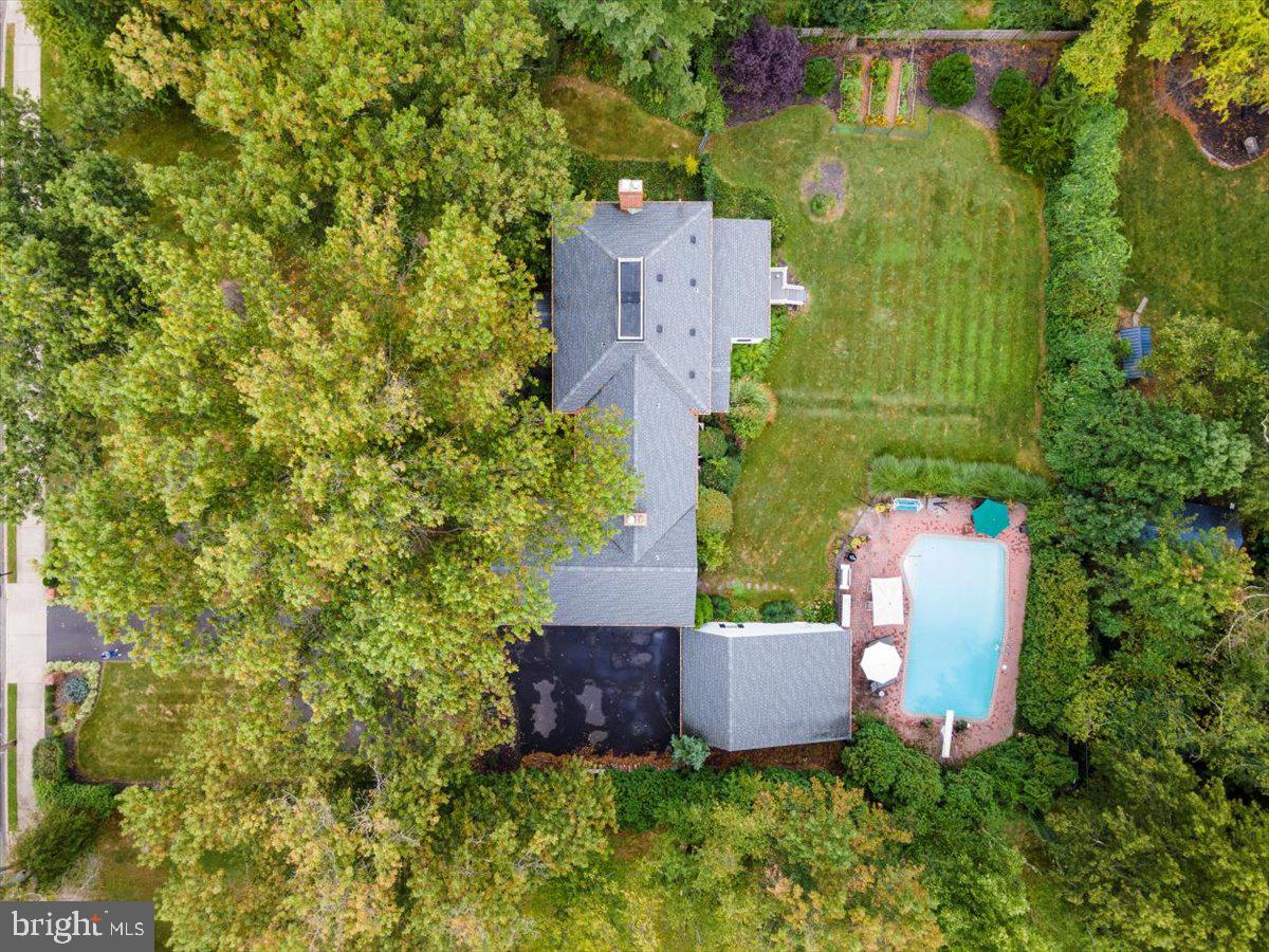 1546 Makefield Road Yardley, PA 19067 - Photo 4 of 65 Gallery Image 4