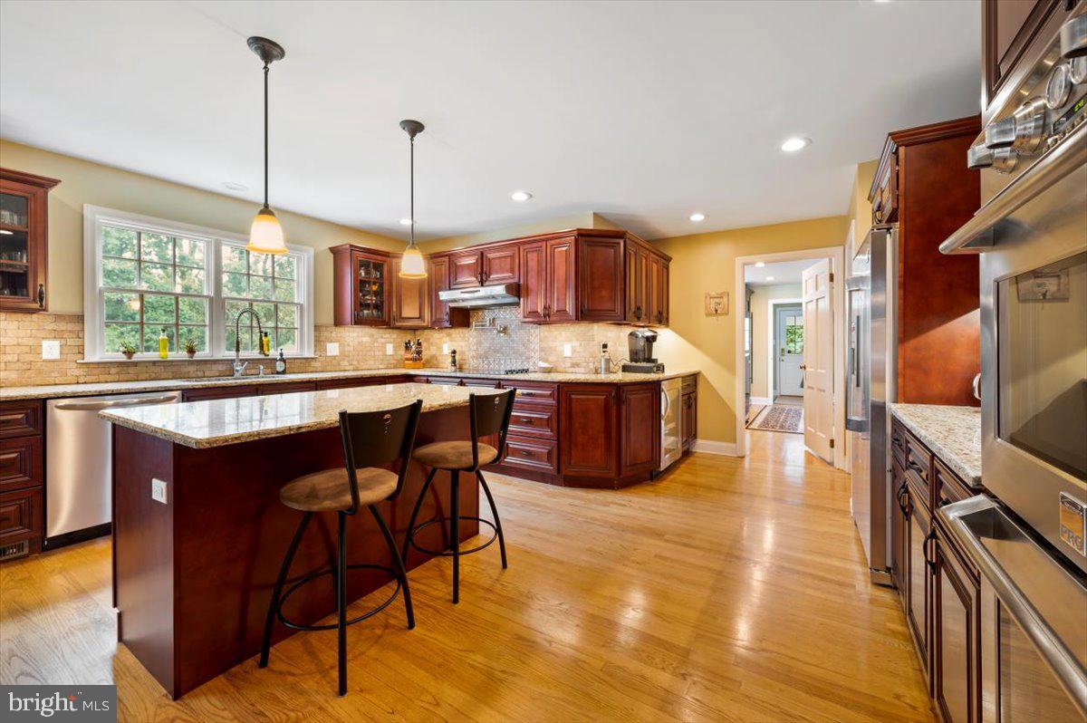 1546 Makefield Road Yardley, PA 19067 - Photo 6 of 65 Kitchen
