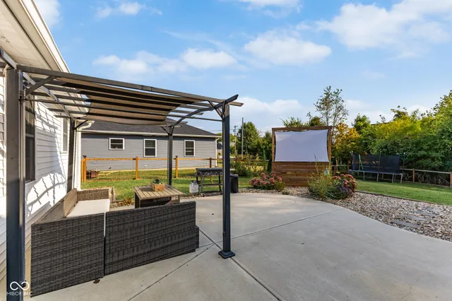 $349,900 | 202 Patriots Landing Drive, Fillmore, IN 46128