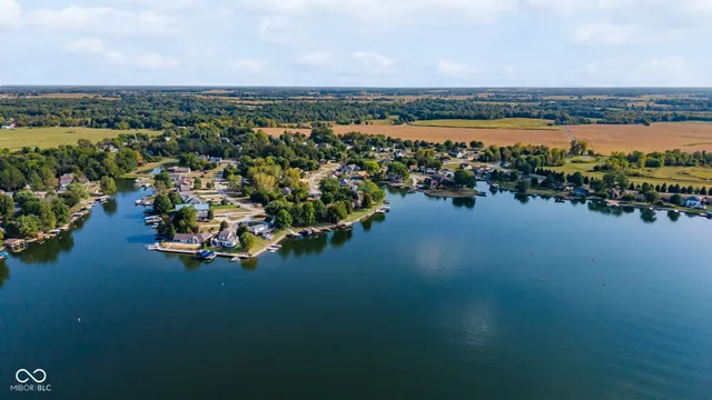 $349,900 | 202 Patriots Landing Drive, Fillmore, IN 46128