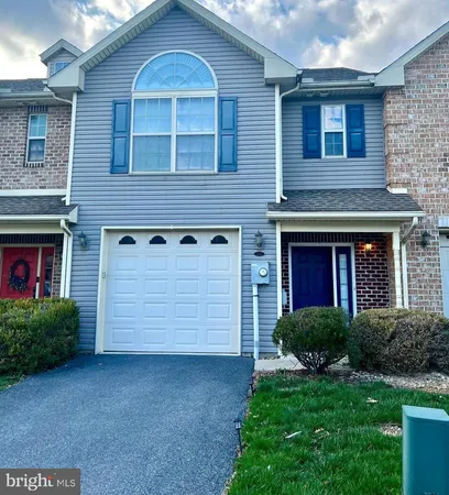 $1,800 | 2037 Powell Drive, Chambersburg, PA 17201