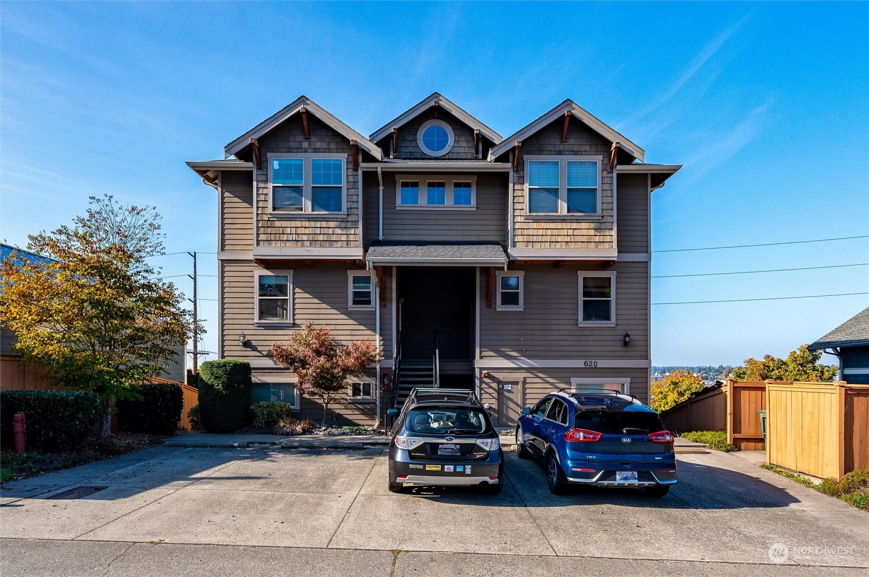 620 Boulevard, Unit 201 Bellingham, WA 98225 - Photo 1 of 20