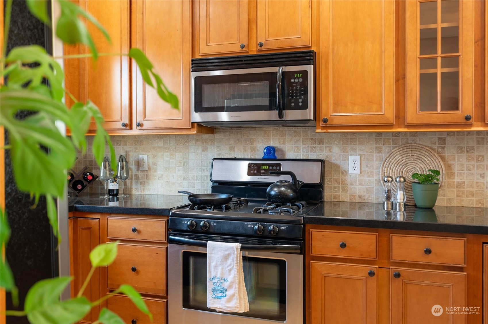 620 Boulevard, Unit 201 Bellingham, WA 98225 - Photo 4 of 20