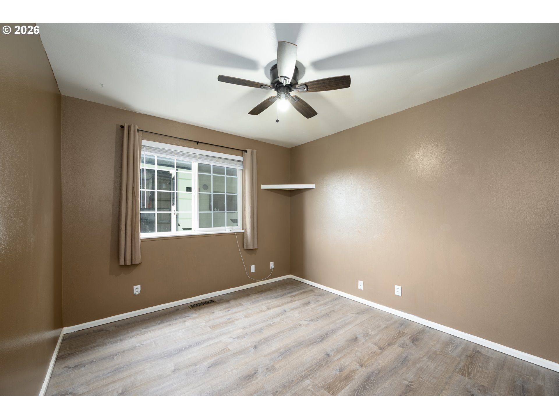 208 Jamie Loop Roseburg, OR 97471 - Photo 32 of 47