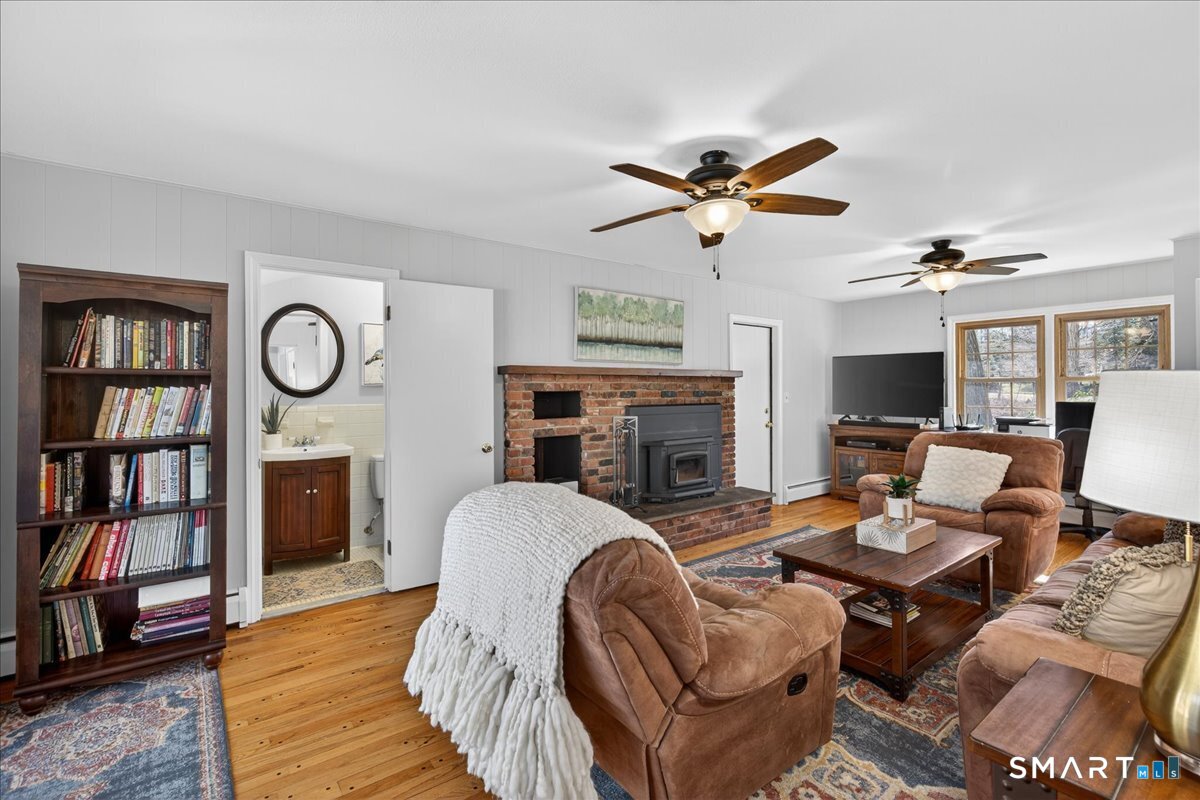 33 Tall Pine Road Milford, CT 06461 - Photo 20 of 39