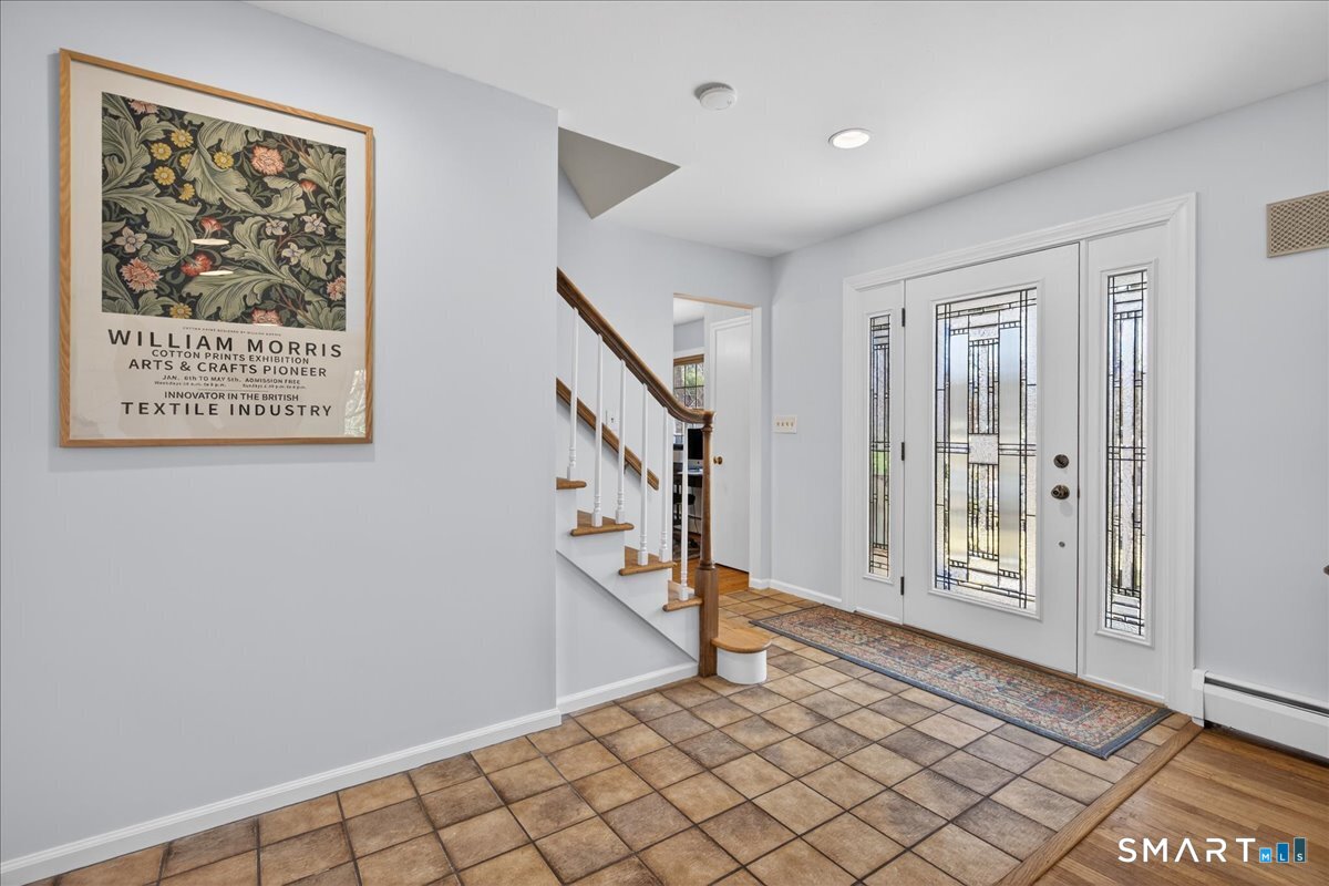 33 Tall Pine Road Milford, CT 06461 - Photo 3 of 39