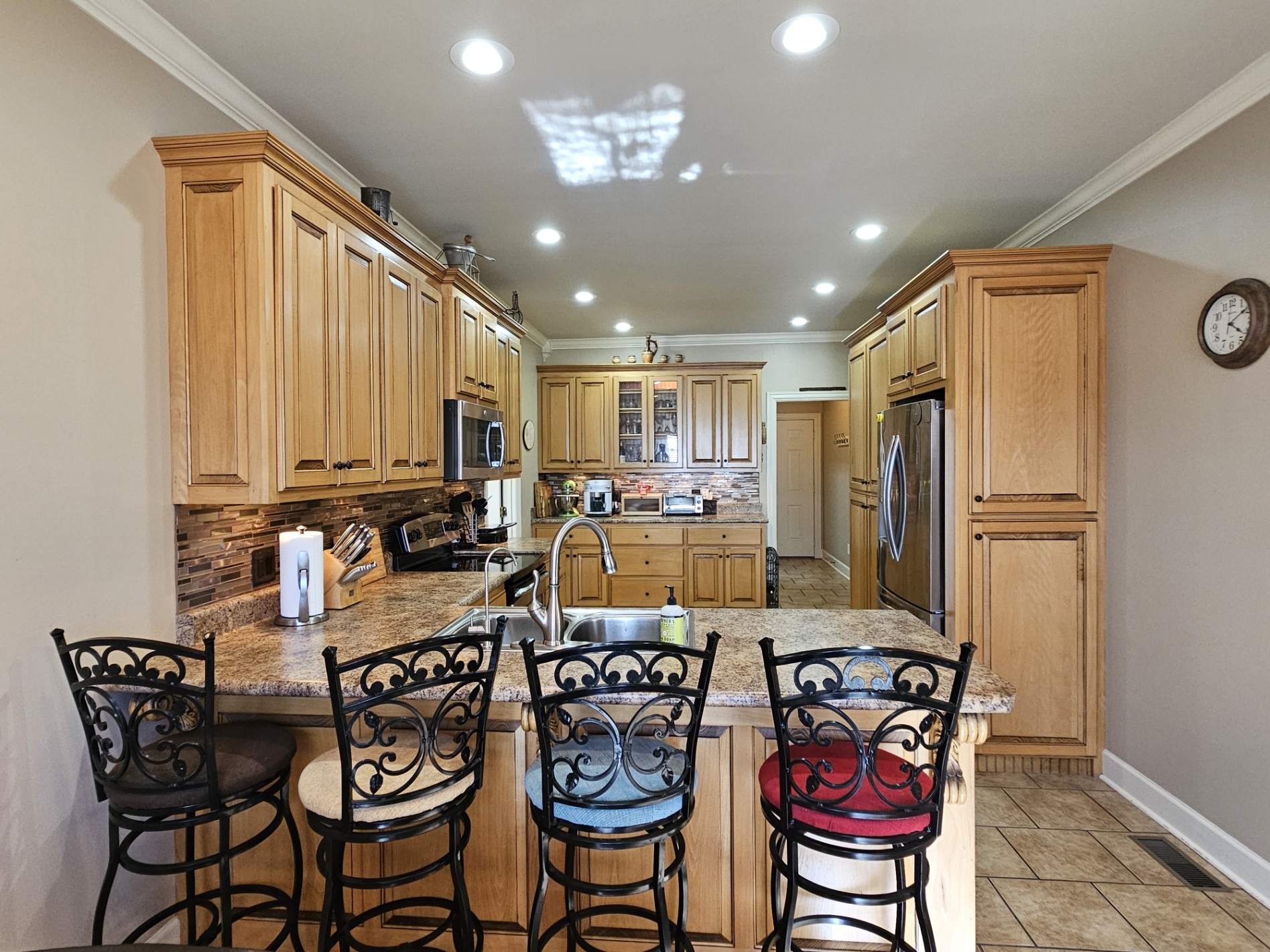 26121 Pheasant Run Ardmore, TN 38449 - Photo 19 of 46 a view of a dining room with furniture