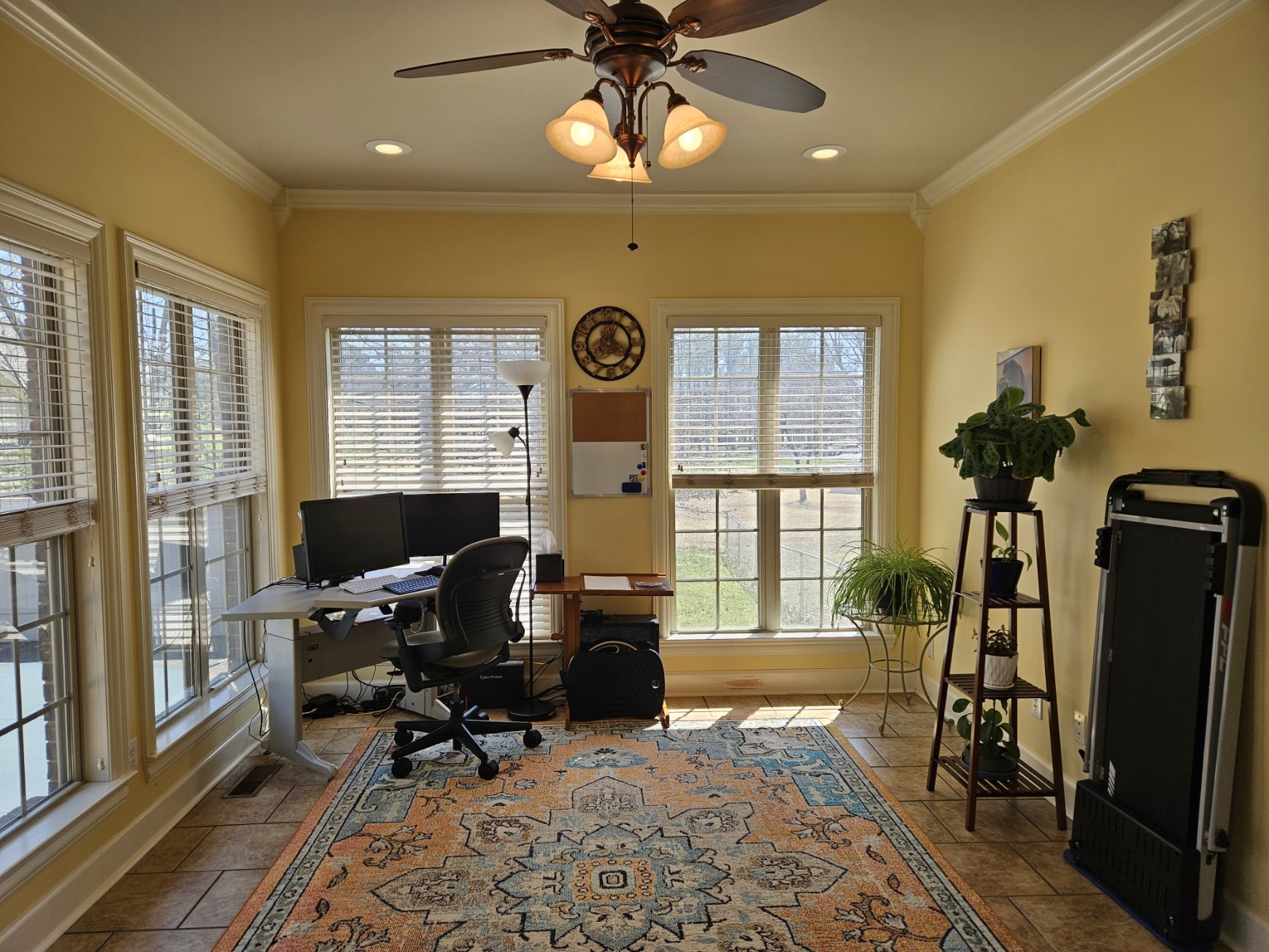26121 Pheasant Run Ardmore, TN 38449 - Photo 26 of 46 a view of a livingroom with workspace and a window