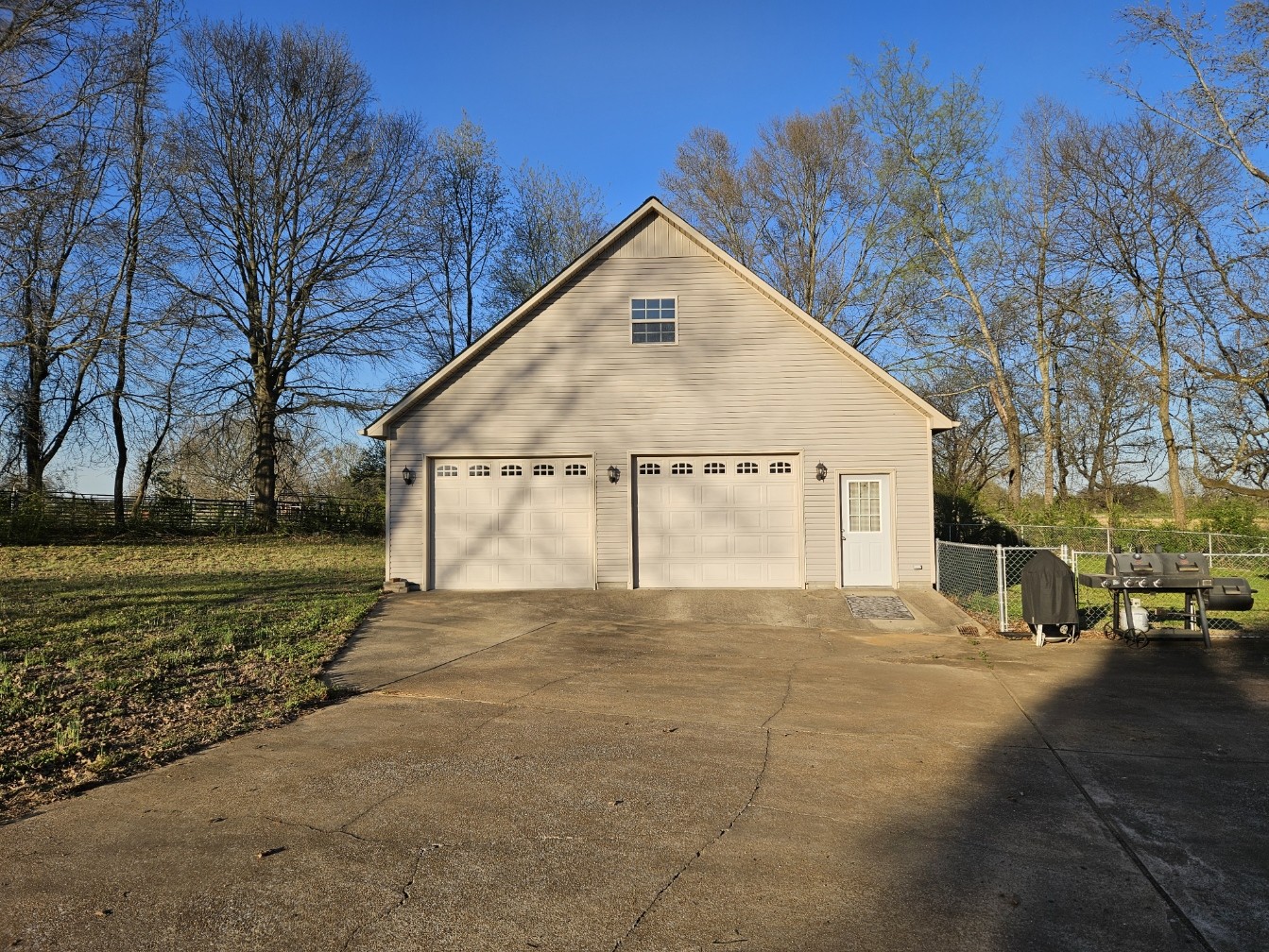 26121 Pheasant Run Ardmore, TN 38449 - Photo 6 of 46 a view of a house with a yard