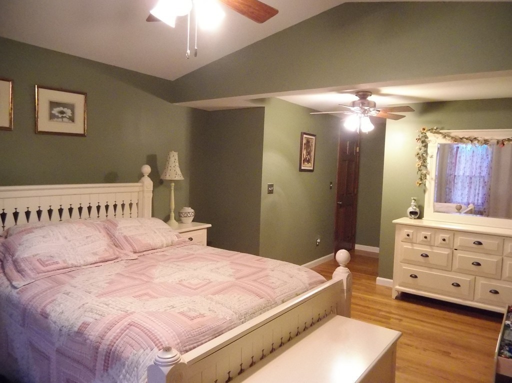 7 Pierce Way Freetown, MA 02717 - Photo 15 of 28 Gallery Image 15