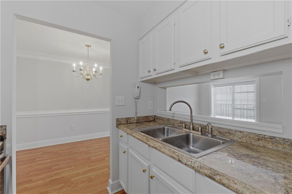 300 Johnson Ferry Road, Unit B915 Sandy Springs, GA 30328 - Photo 7 of 31