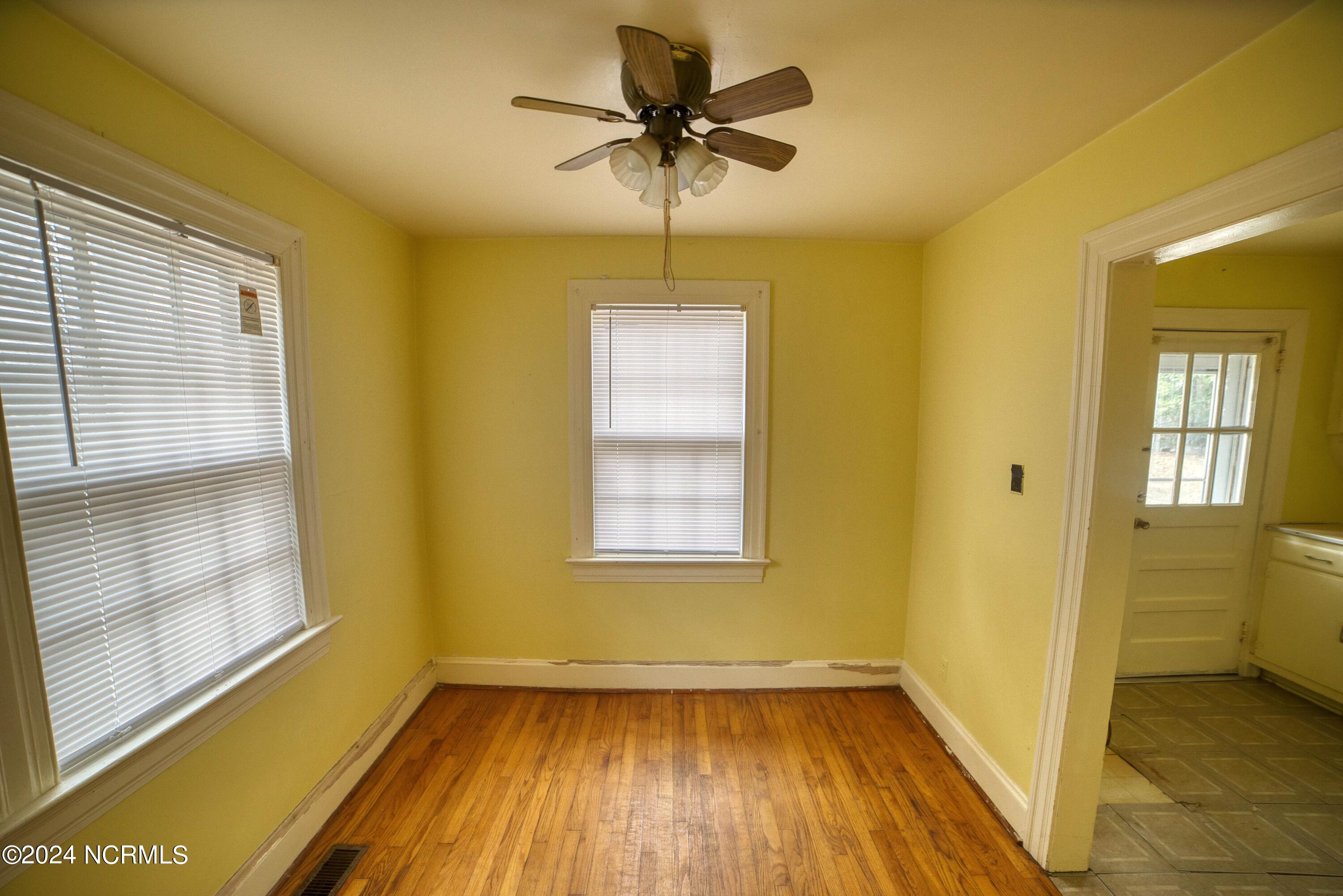1707 Rosedale Avenue Kinston, NC 28504 - Photo 5 of 13 Dining room
