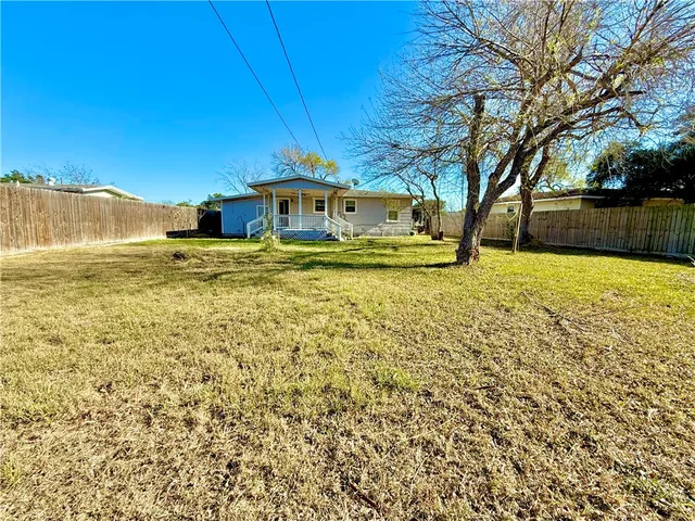 $132,000 | 427 Field Avenue, Taft, TX 78390