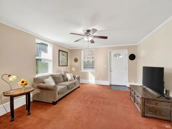 $595,000 | 71 Crowell Street, Geyserville, CA 95441