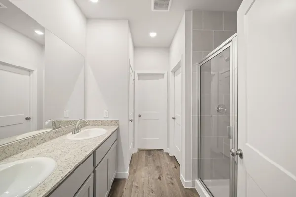 $292,900 | 306 Bennett Street, Angleton, TX 77515