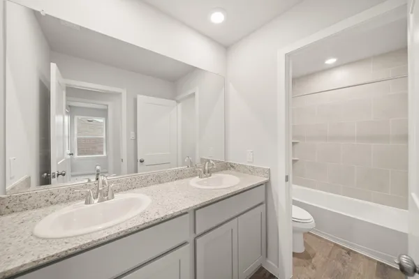 $292,900 | 306 Bennett Street, Angleton, TX 77515