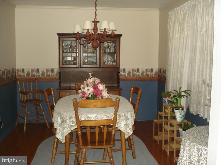 2 Acorn Road West Berlin, NJ 08091 - Photo 5 of 14 Dining Room