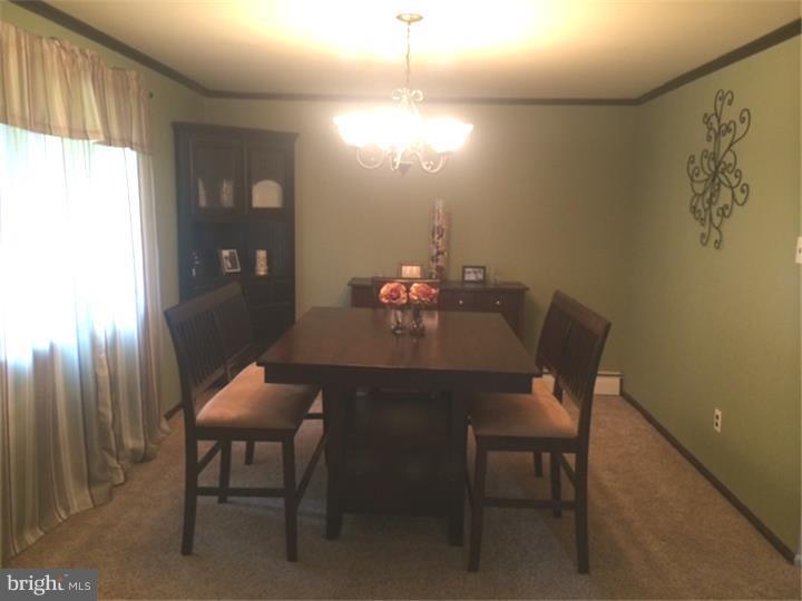 1538 Deer Run Road Warminster, PA 18974 - Photo 3 of 19 Dining Room