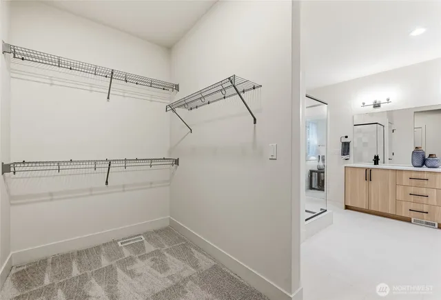 $1,099,000 | 12015 44th Avenue South, Tukwila, WA 98178