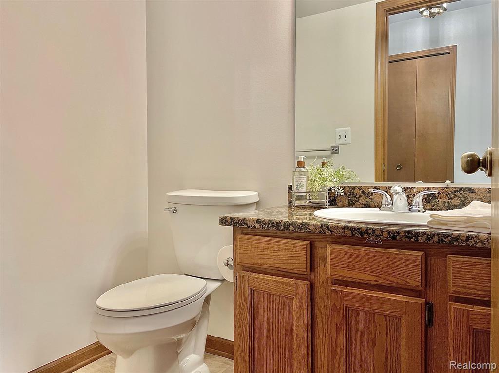 5009 Aintree Road Rochester, MI 48306 - Photo 21 of 41