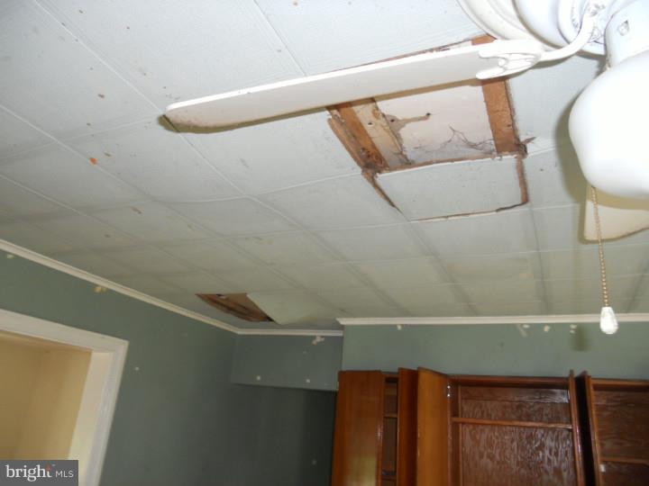 577 Shelbourne Road Reading, PA 19606 - Photo 5 of 6 Gallery Image 5