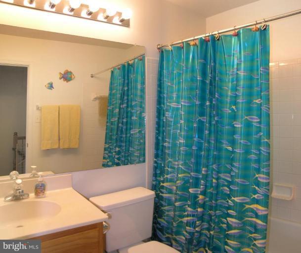 43154 Gatwick Square Ashburn, VA 20147 - Photo 15 of 28 Bath #2