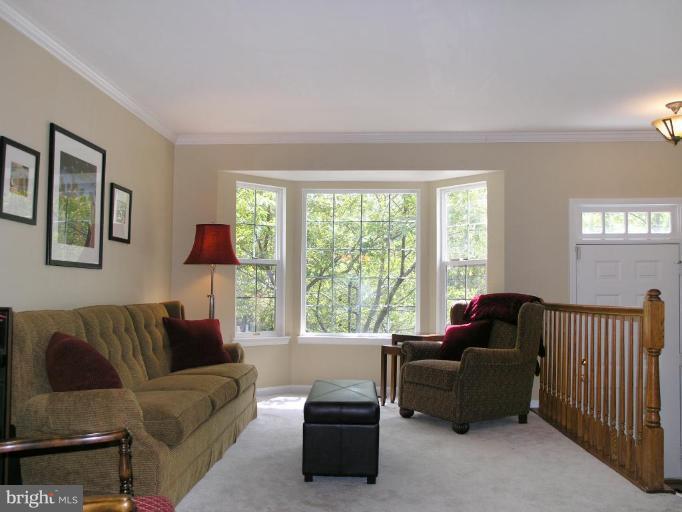 43154 Gatwick Square Ashburn, VA 20147 - Photo 6 of 28 Living Room #2