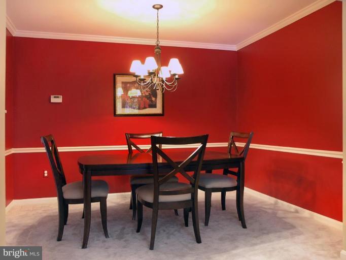 43154 Gatwick Square Ashburn, VA 20147 - Photo 7 of 28 Dining Room