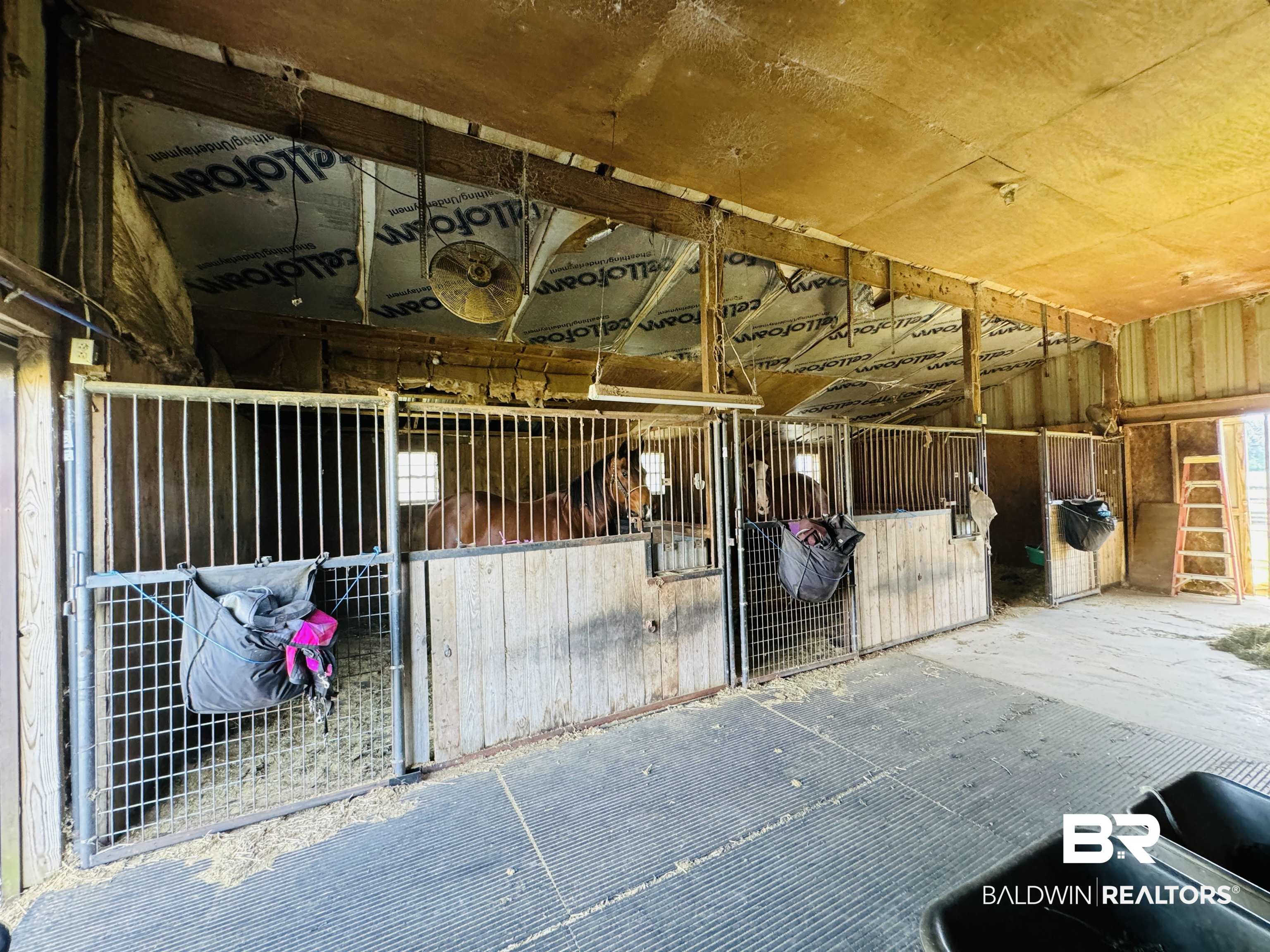 13795 White Road Silverhill, AL 36576 - Photo 72 of 99 View of stable