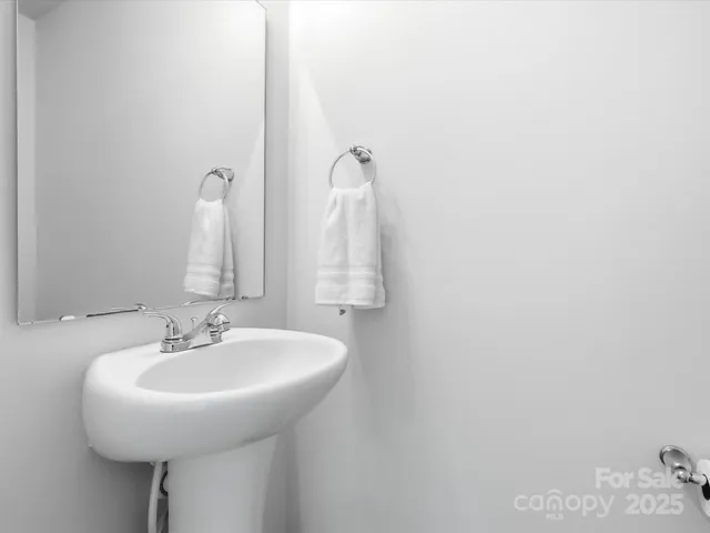 $260,000 | 4912 Potter Road, Matthews, NC 28104