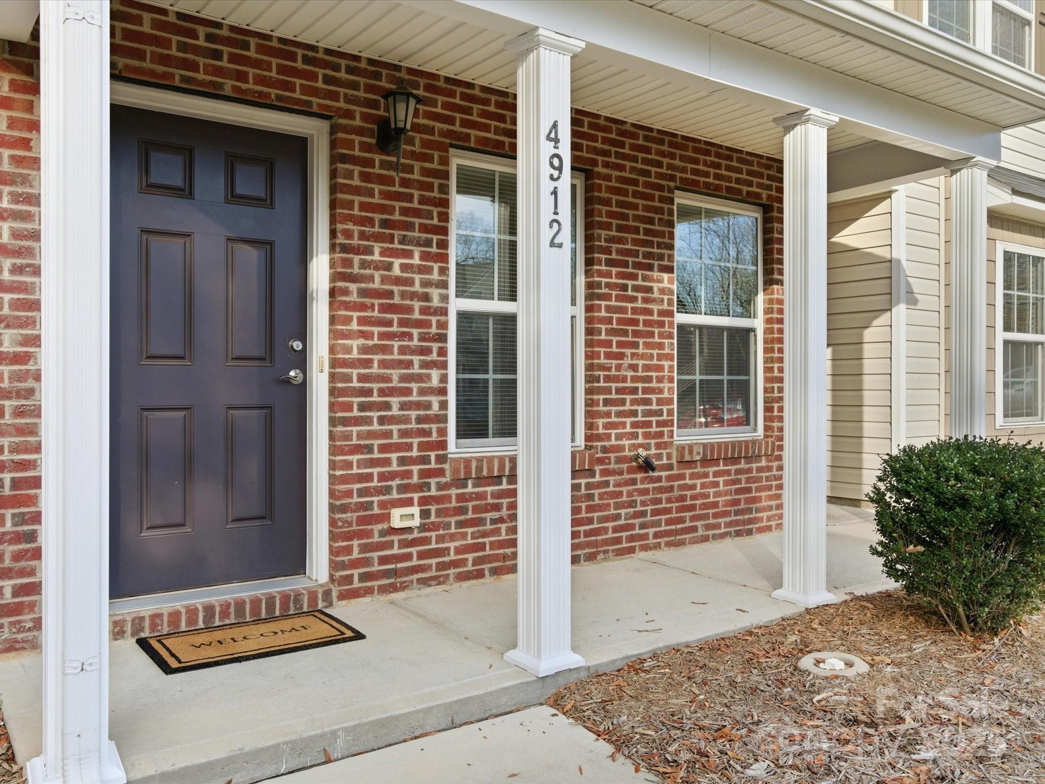 4912 Potter Road Matthews, NC 28104 - Photo 4 of 35