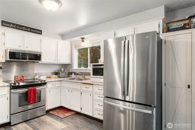 $399,000 | 50 East Fir Drive, Shelton, WA 98584