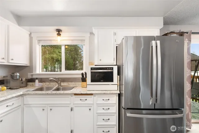 $399,000 | 50 East Fir Drive, Shelton, WA 98584