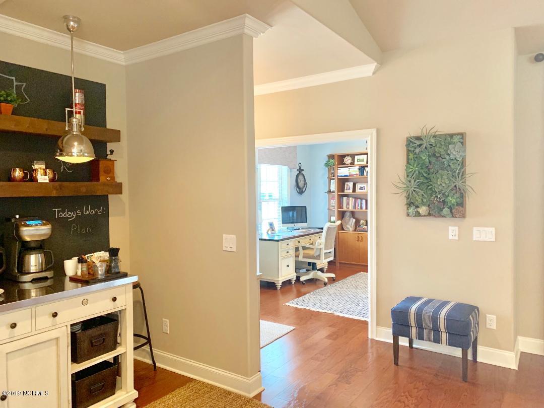 6601 Motts Village Road Wilmington, NC 28412 - Photo 8 of 29 Shirley Nook into hall