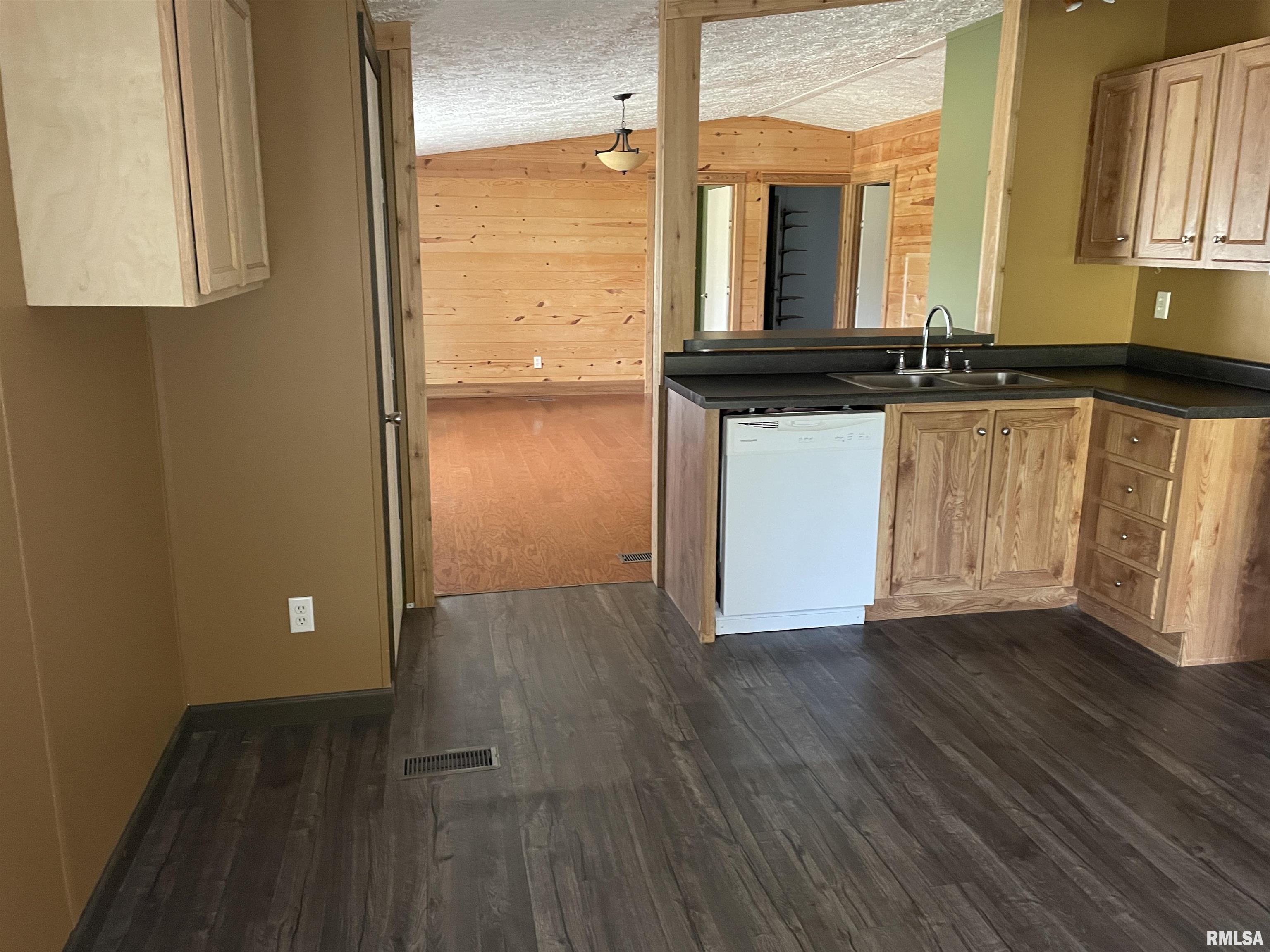 4493 England Road Salem, IL 62881 - Photo 27 of 47