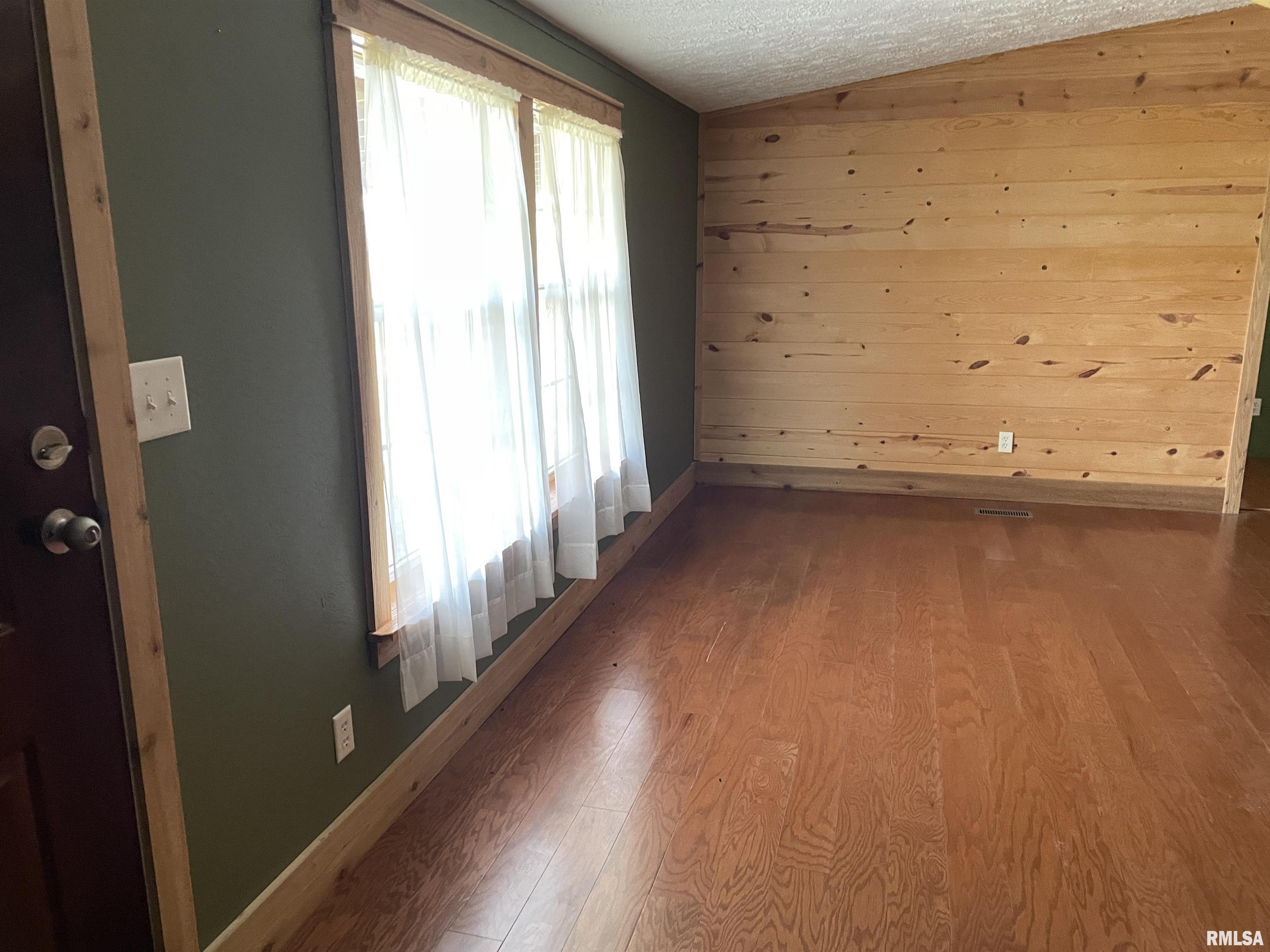 4493 England Road Salem, IL 62881 - Photo 28 of 47