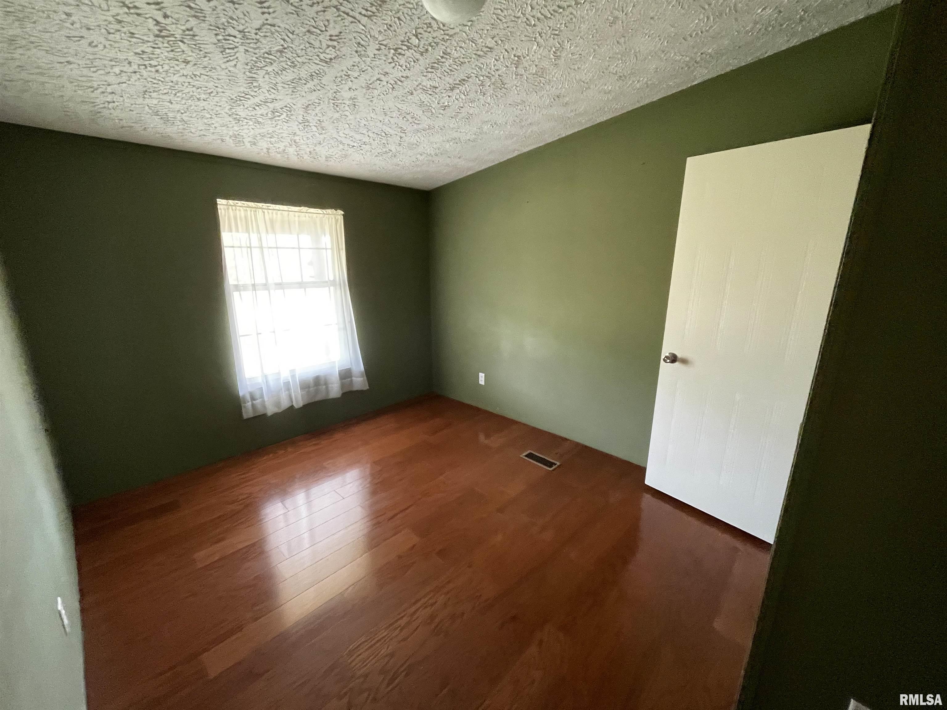 4493 England Road Salem, IL 62881 - Photo 30 of 47
