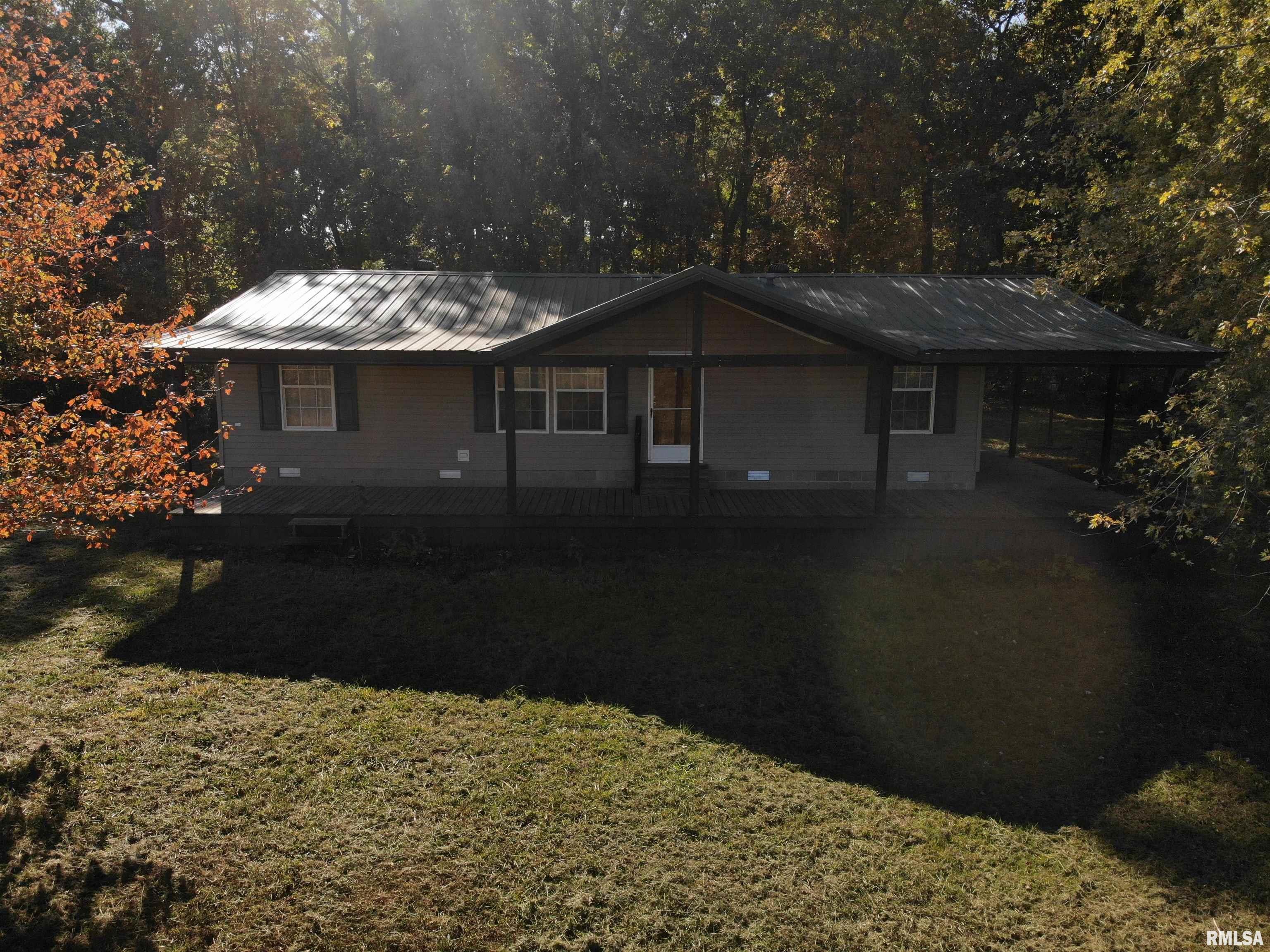 4493 England Road Salem, IL 62881 - Photo 3 of 47