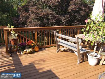 208 Harrison Road Brookhaven, PA 19015 - Photo 14 of 14 Deck