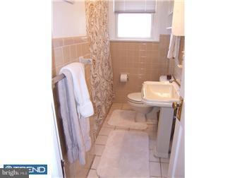 208 Harrison Road Brookhaven, PA 19015 - Photo 7 of 14 Bathroom