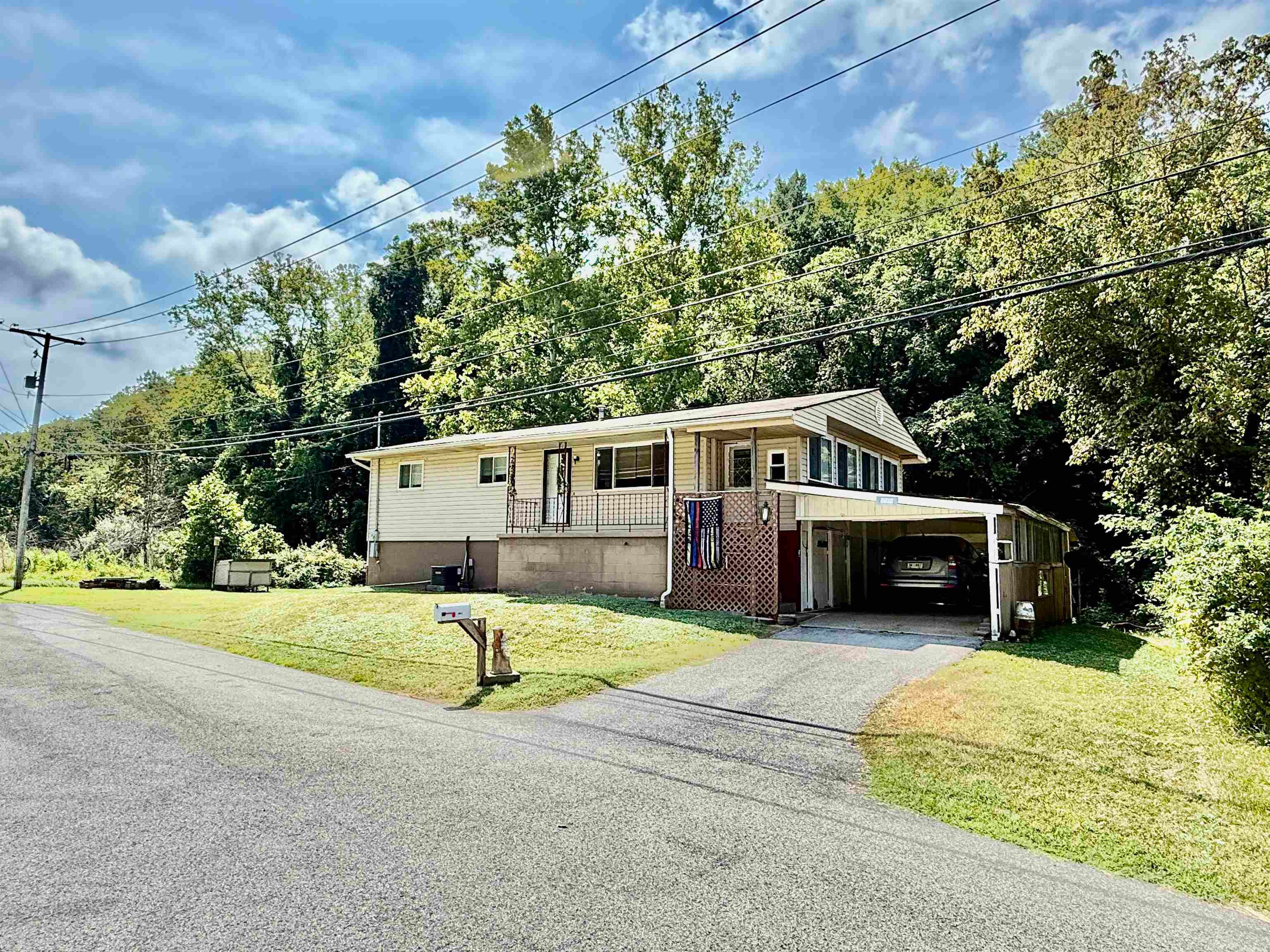 3505 16th St Road Huntington, WV 25701 - Photo 2 of 26 Gallery Image 2