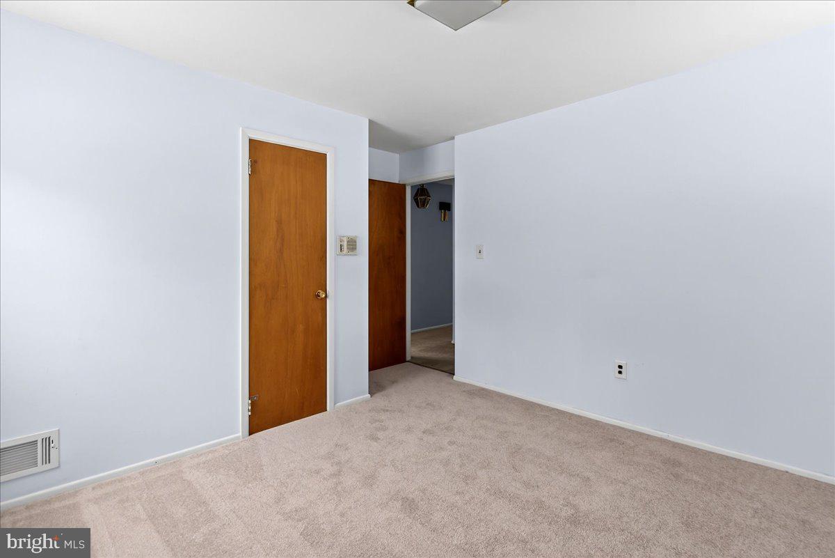 6 Royal Oak Road Lawrence Township, NJ 08648 - Photo 20 of 27 a view of an empty room
