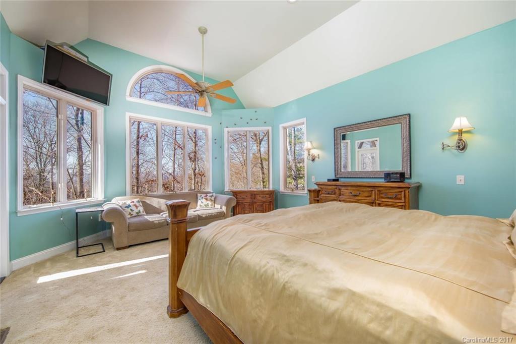 116 Hawk Ridge Asheville, NC 28804 - Photo 14 of 24 Gallery Image 14