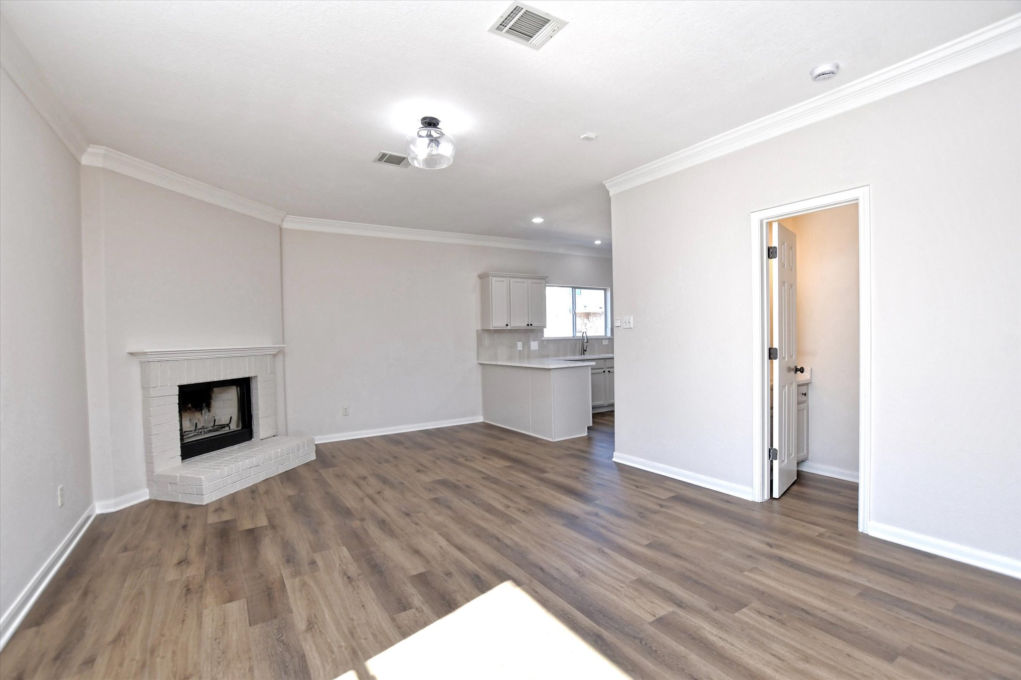 1004 Terra Street Round Rock, TX 78665 - Photo 7 of 28