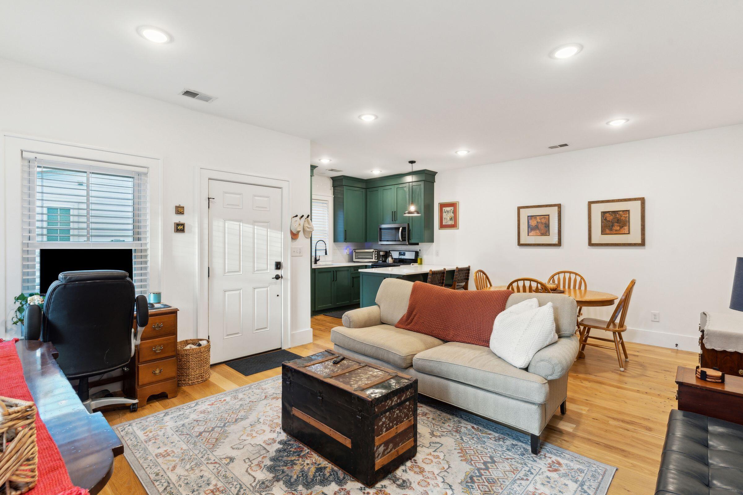 5 Addison Street Charleston, SC 29403 - Photo 29 of 38 5AddisonSt-KeenEyeMarketing-039