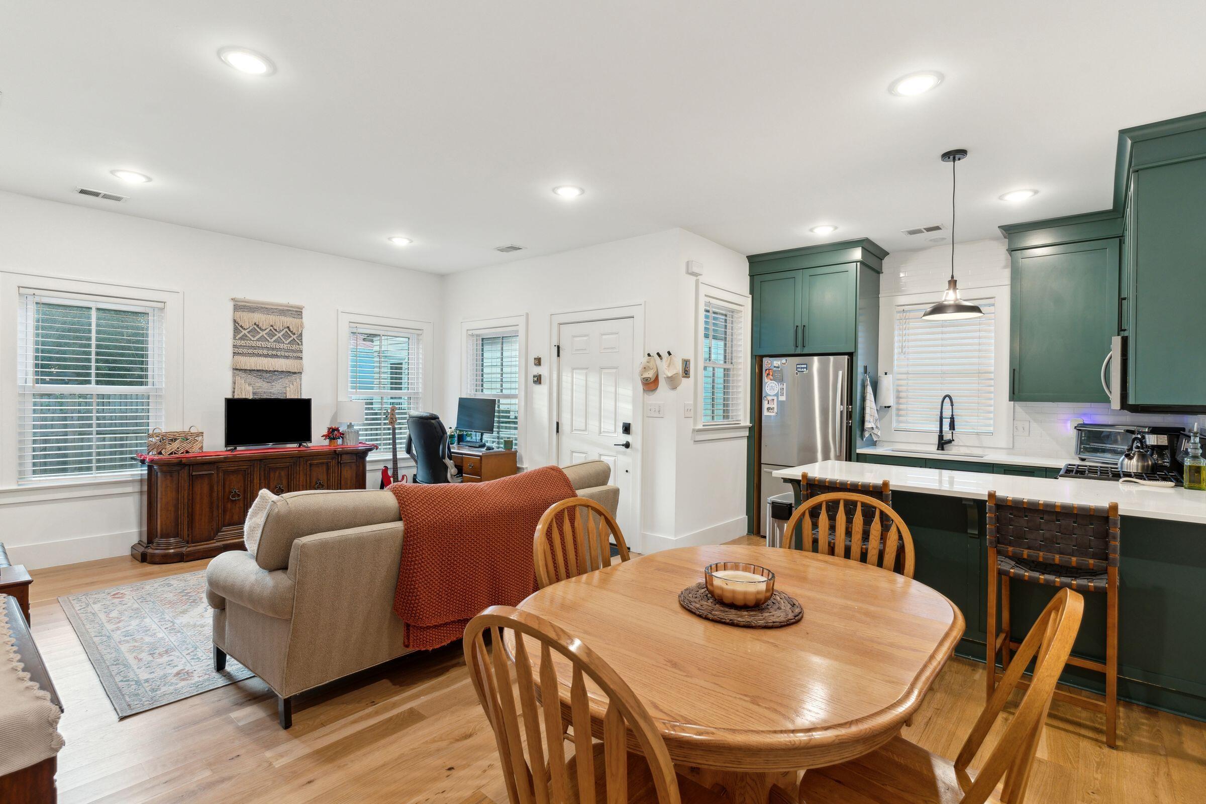 5 Addison Street Charleston, SC 29403 - Photo 30 of 38 5AddisonSt-KeenEyeMarketing-041