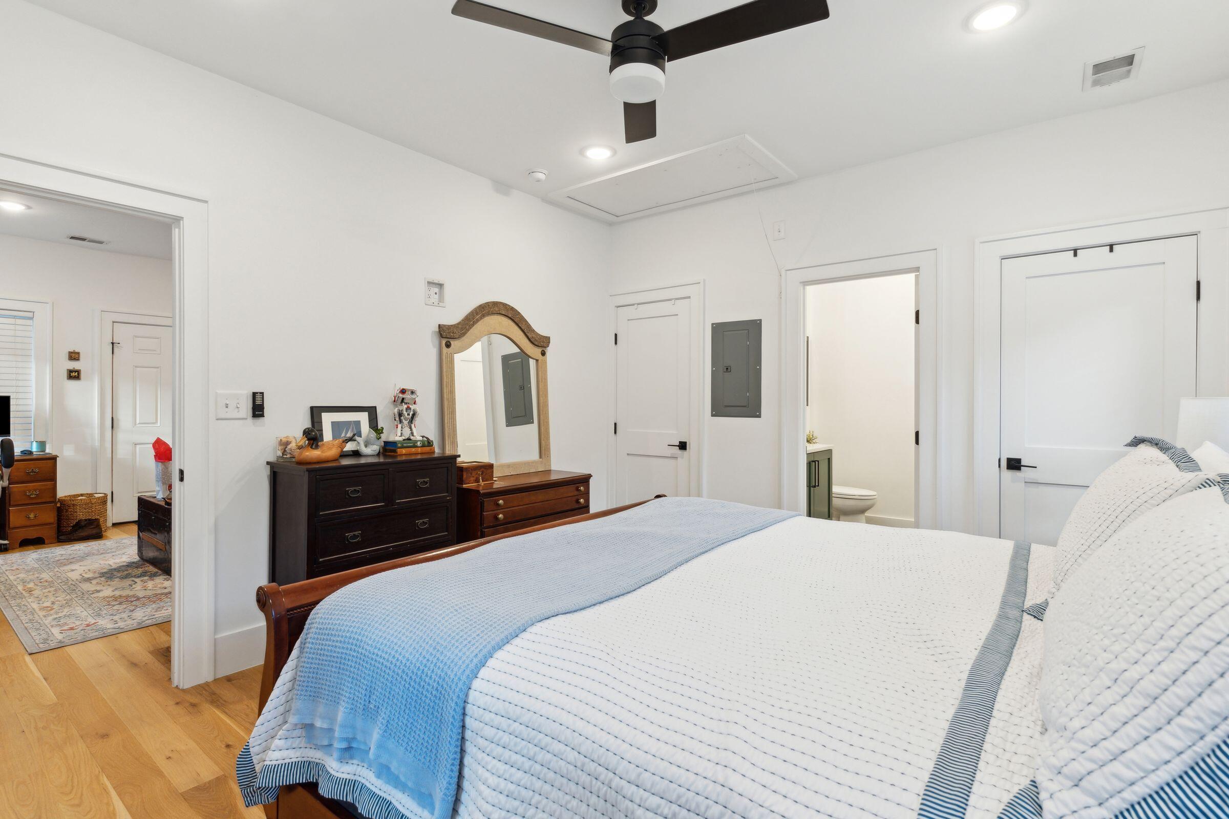 5 Addison Street Charleston, SC 29403 - Photo 34 of 38 5AddisonSt-KeenEyeMarketing-047