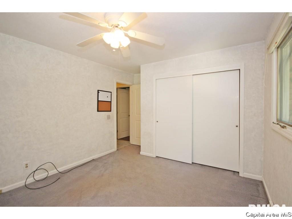 855 Independence Springfield, IL 62702 - Photo 17 of 36